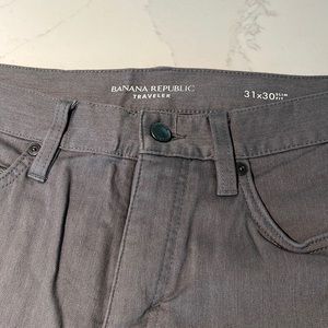 Mens Banana republic Traveler pants.
